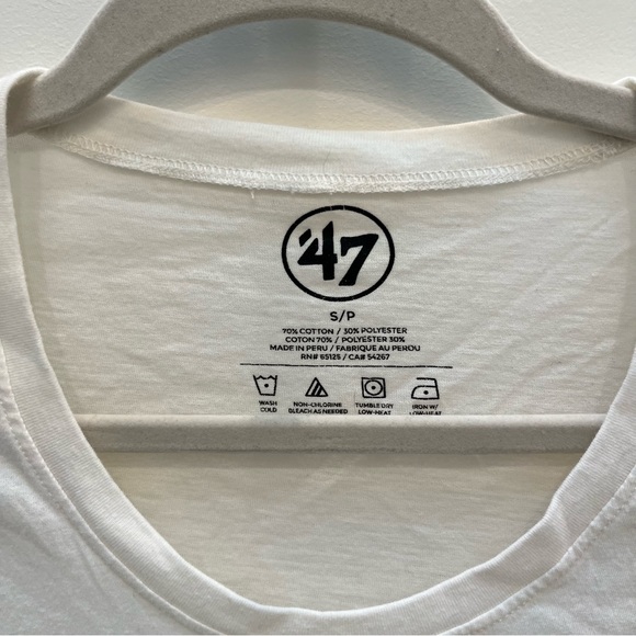 MIT College Emblem Tee - Picture 2 of 2